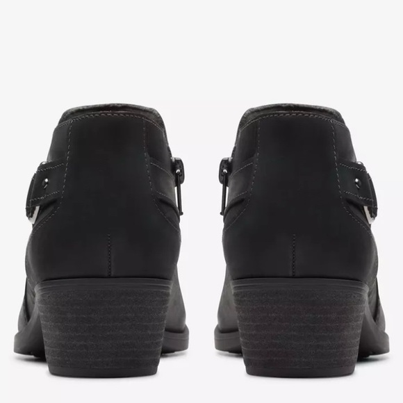Clarks Charleton Grace black oily leather Ankle Boots new without the box 8-1/2W - Picture 5 of 8